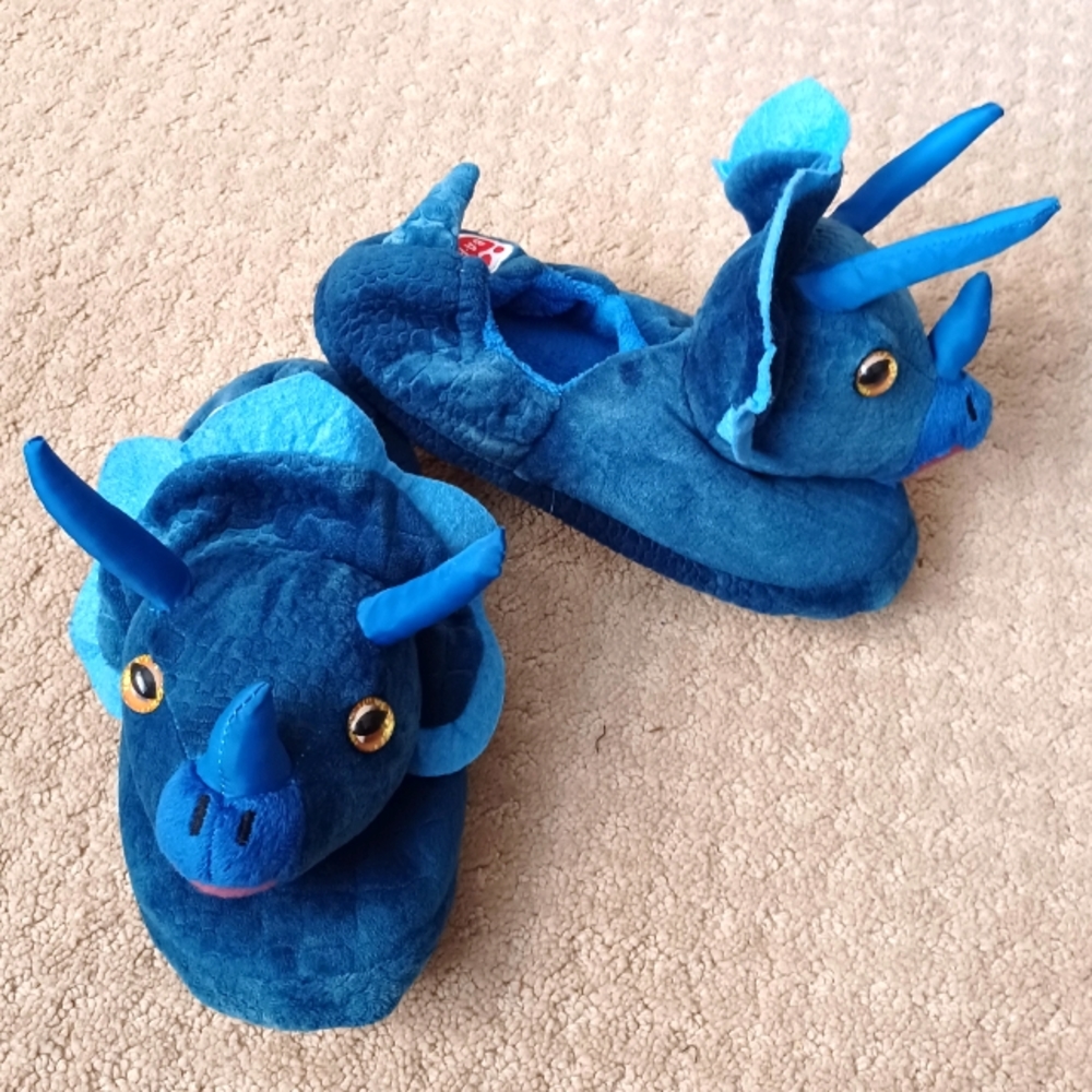 Kid's Build-a-Bear Workshop Triceratops Slippers (L - 4/5)